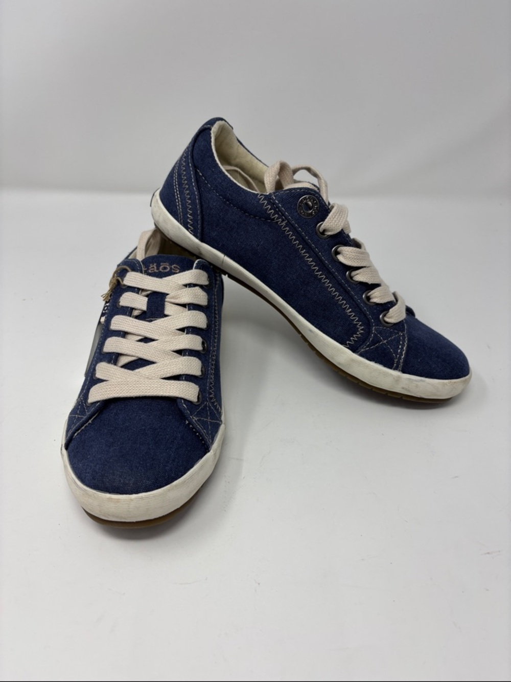 New Taos | Navy Canvas Lace-Up Sneakers - 5